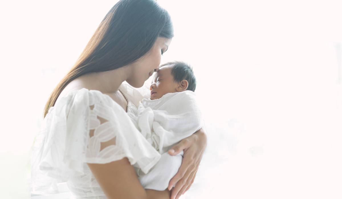 Ibu dan bayi baru lahir