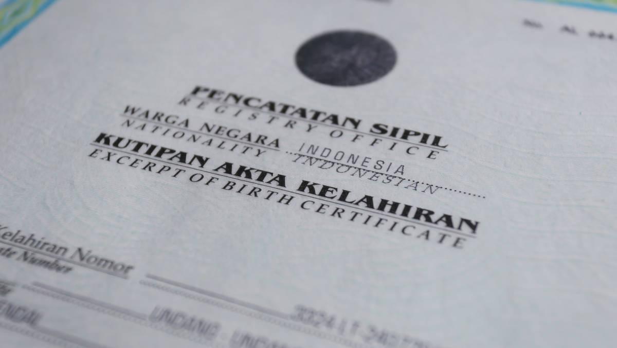 Akta kelahiran