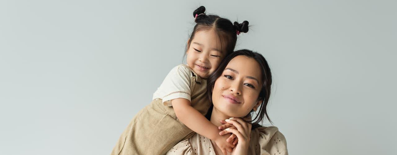 6 Jenis Pola Asuh Anak, Yang Mana Yang Mums Terapkan?