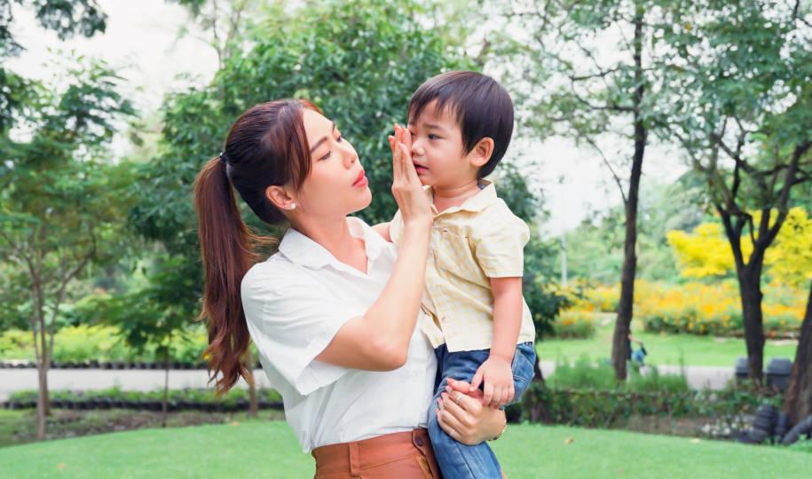 anak takut dengan orang lain