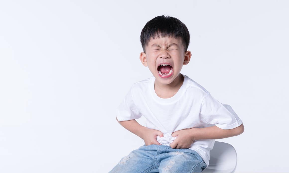 Anak sedang sakit perut