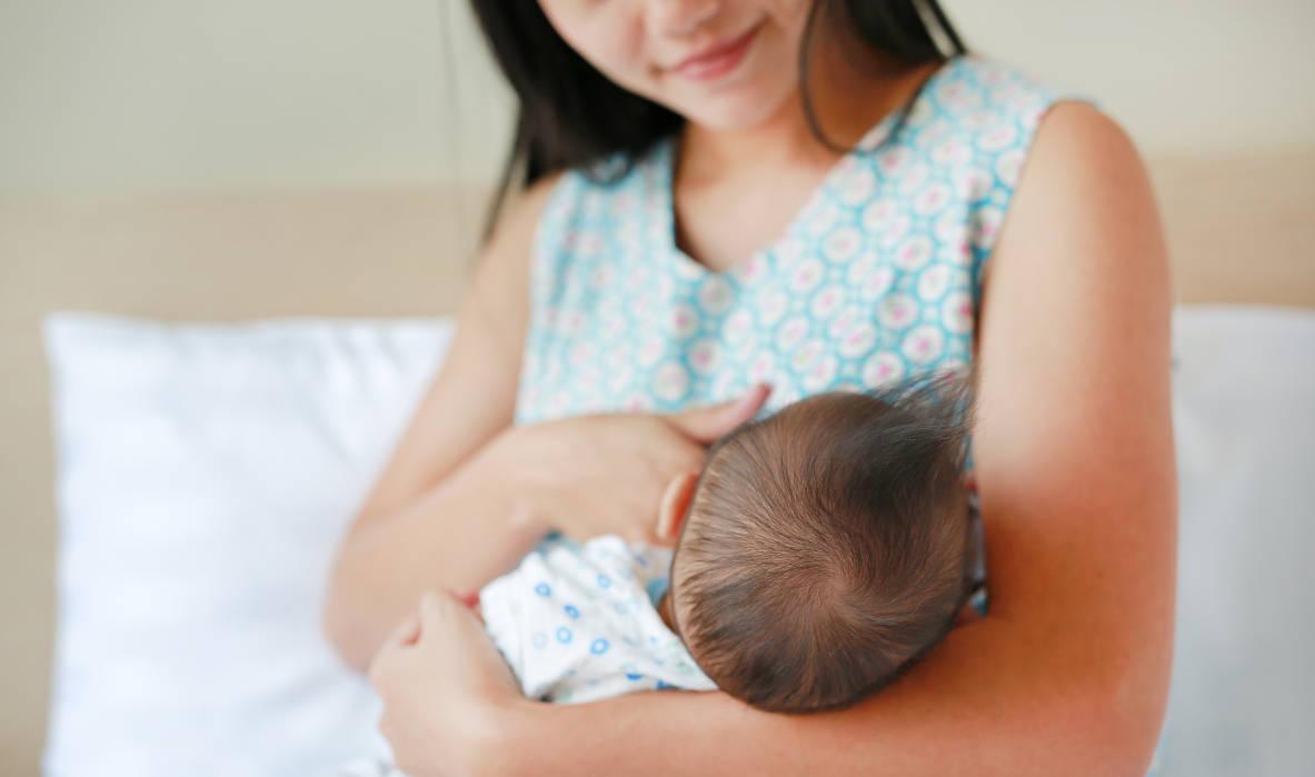 Vitamin Penting untuk Ibu Menyusui