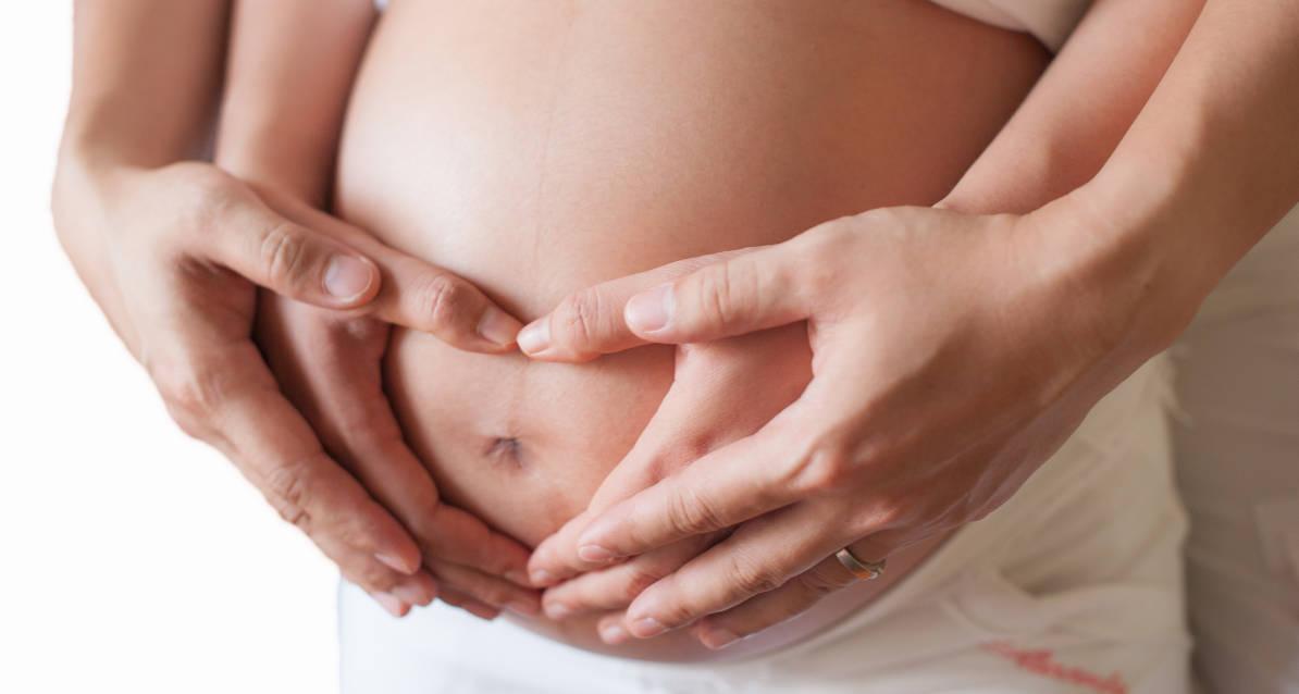Bercinta saat Hamil Memasuki Trimester 3, Banyak Manfaatnya!